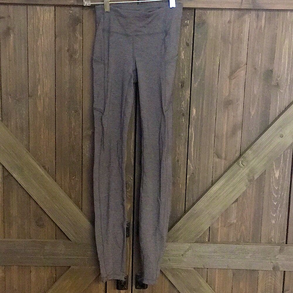 Grey lululemons with pockets